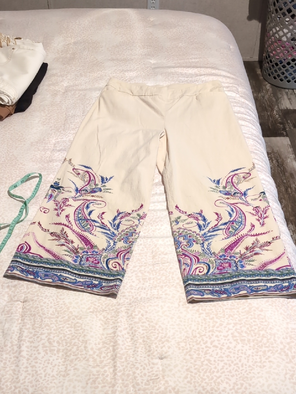 Chico's Bridgette Wide Leg Crops, 2/12